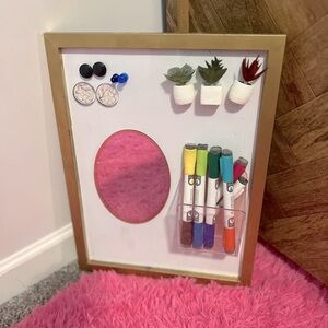 White Board + extra!